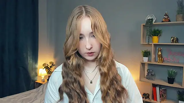 Snapshot of EasterMurry chatting on October 2025 08:42:01 AM EasterMurry online show from October 2025 08:42:01 AM