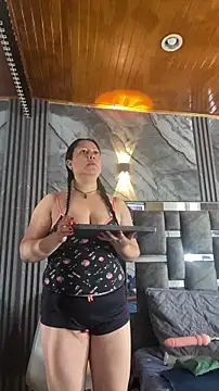 Marianasmitt online show from October 2025 11:44:02 AM