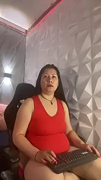 Marianasmitt online show from November 2025 11:54:01 AM