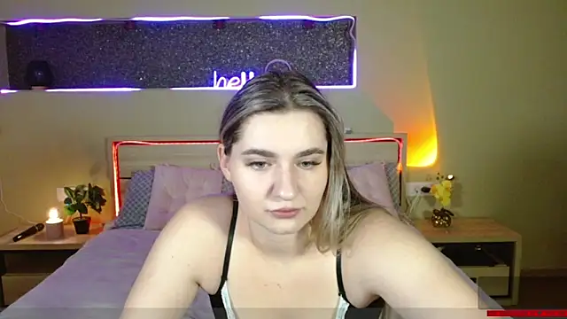 cutieblush online show from October 2025 09:15:01 PM