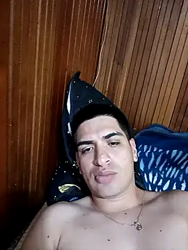 Snapshot of daniandr119 chatting on November 2025 12:42:02 AM daniandr119 online show from November 2025 12:42:02 AM