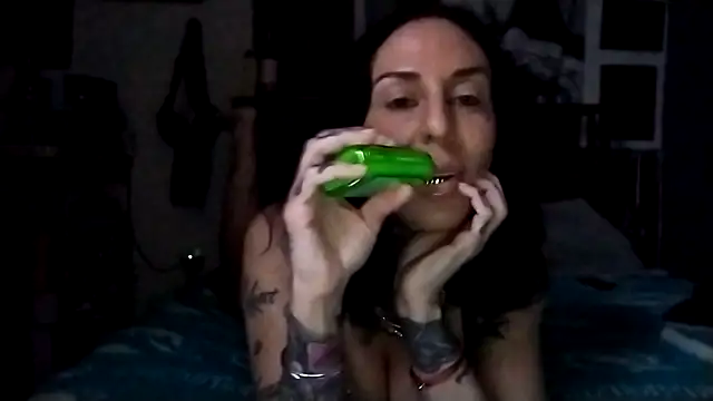 inkdhollow1 online show from October 2025 02:45:02 AM