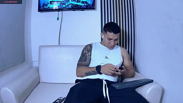 venedic bull online show from November 2025 04:13:02 AM