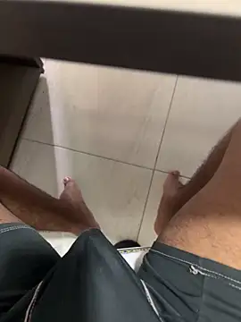 Snapshot of Pepitolim chatting on February 2026 07:21:02 PM Pepitolim online show from February 2026 07:21:02 PM