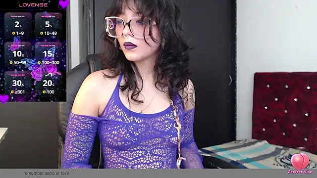 Lia Carter  online show from February 2026 09:10:01 PM