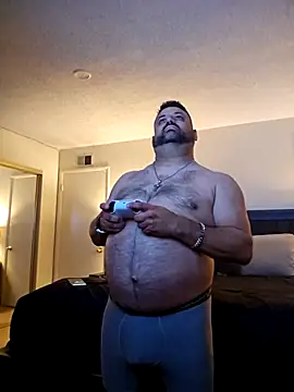 Roddog18 online show from December 2025 06:09:02 AM