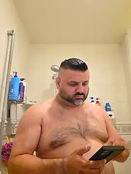 Snapshot of Roddog18 chatting on July 2026 04:04:02 AM Roddog18 online show from July 2026 04:04:02 AM