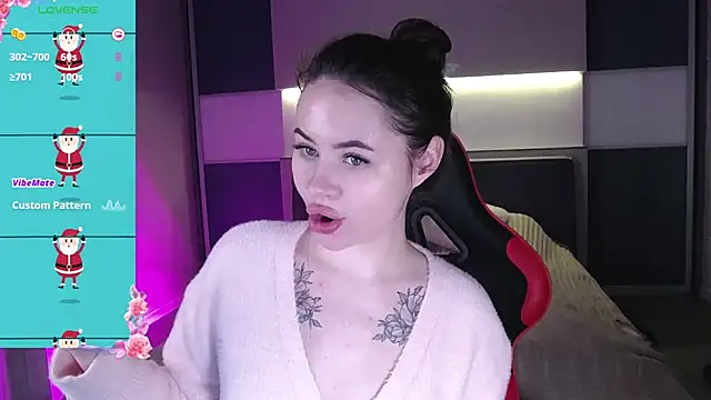 AlmaryKim online show from December 2024 08:00:02 PM