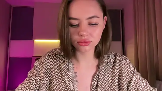 AlmaryKim online show from January 2025 08:45:02 PM