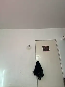 Snapshot of Brianna_bunny05 chatting on October 2025 09:25:02 PM Brianna bunny05 online show from October 2025 09:25:02 PM