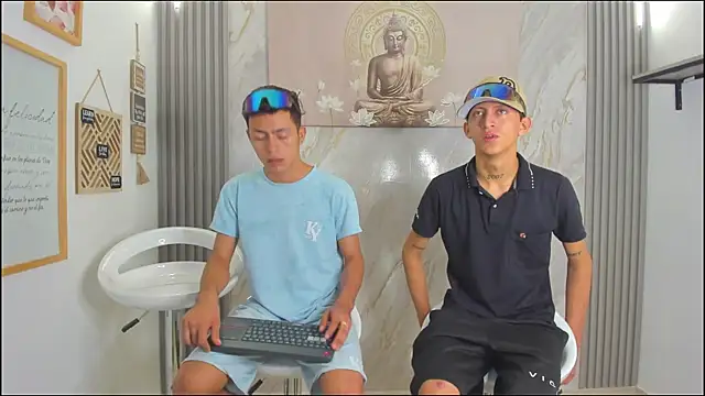 VERY HOT GUYS online show from January 2026 01:13:02 PM