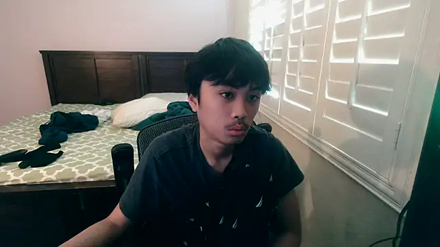 youngasianboy2007 online show from April 2026 10:16:01 PM