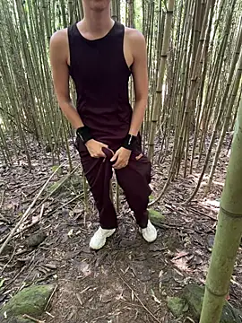 LiamMyst online show from April 2026 02:47:02 PM