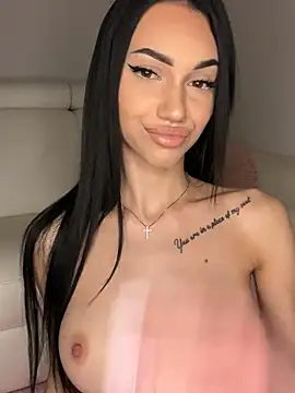 ilariea girl online show from January 2026 11:42:02 PM