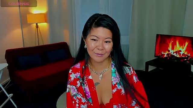 BeckySunday online show from October 2025 06:22:02 AM