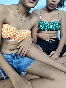 Unique girls90 online show from April 2026 03:17:02 PM