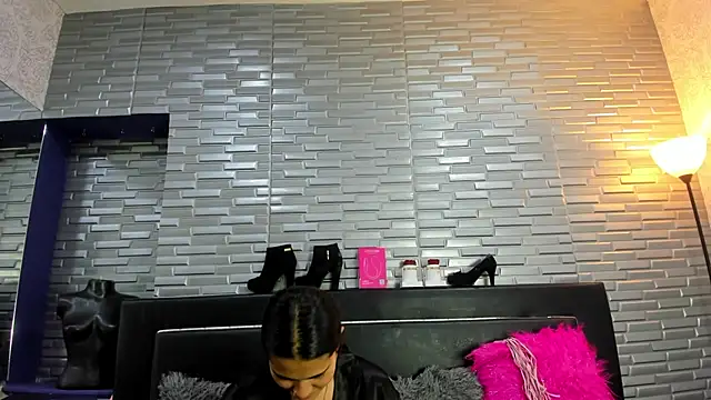 ChloeMorelli online show from October 2025 02:20:01 AM