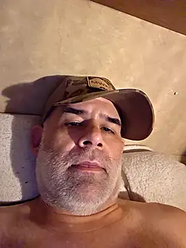 Snapshot of DeeBestEver chatting on April 2026 03:09:02 AM DeeBestEver online show from April 2026 03:09:02 AM