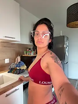 LaPetiteKim online show from February 2026 12:57:02 PM