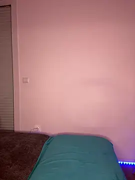 LaPetiteKim online show from April 2026 06:53:02 PM