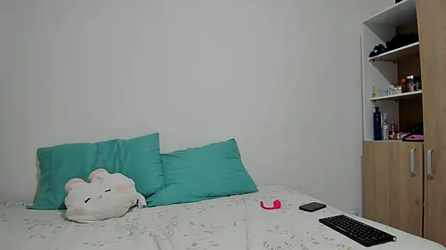 Velira69 online show from November 2025 06:28:01 PM