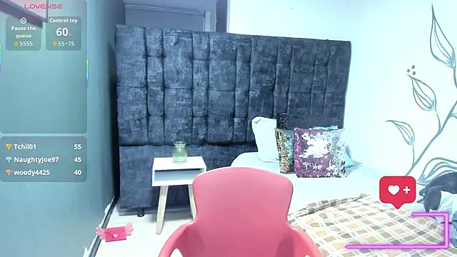 Charlotte  Gray online show from December 2025 07:59:01 AM