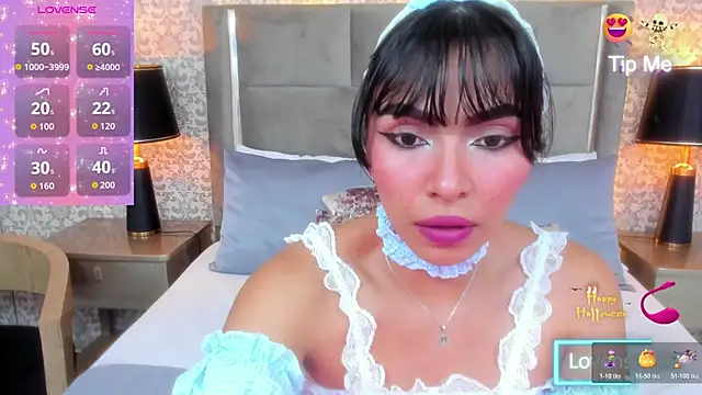 Snapshot of KoralBlum chatting on October 2025 01:06:02 AM KoralBlum online show from October 2025 01:06:02 AM