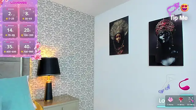 Snapshot of KoralBlum chatting on November 2025 01:55:02 AM KoralBlum online show from November 2025 01:55:02 AM