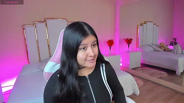 AnnaSwift  online show from February 2026 12:31:01 PM