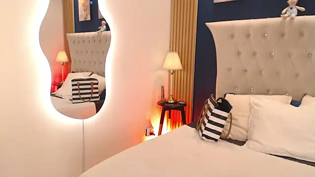 GloryShine online show from March 2026 12:44:01 PM