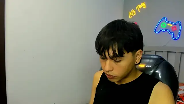 StiwenTwink online show from October 2025 07:24:01 PM