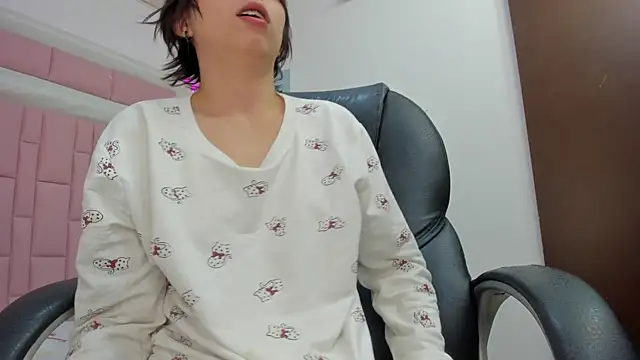 Klaret Toy online show from October 2025 08:15:01 AM