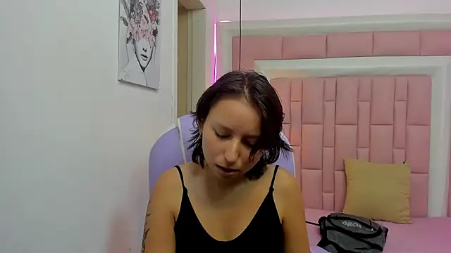 Klaret Toy online show from June 2026 07:46:01 PM