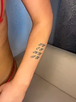 Snapshot of LolaReaX chatting on February 2026 11:22:02 AM LolaReaX online show from February 2026 11:22:02 AM