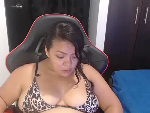 emily sexxx online show from October 2025 03:50:02 AM