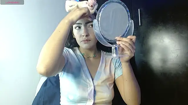 JuliethaFox online show from October 2025 11:24:02 PM