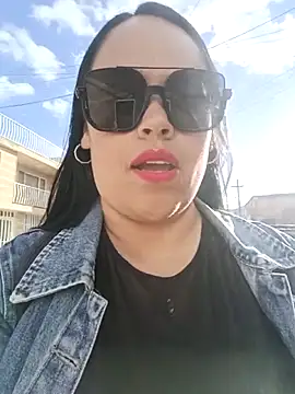 Italia 12 online show from November 2025 09:09:02 PM