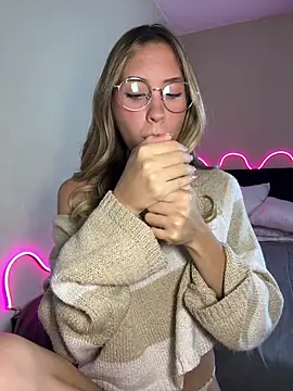 fanyabbey online show from April 2026 02:32:01 AM