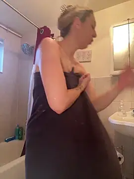 AmberLustXXX online show from April 2026 11:11:02 PM