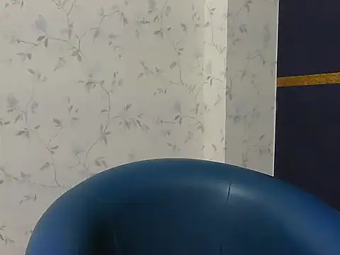 shiny-krisha online show from November 2025 04:03:02 AM