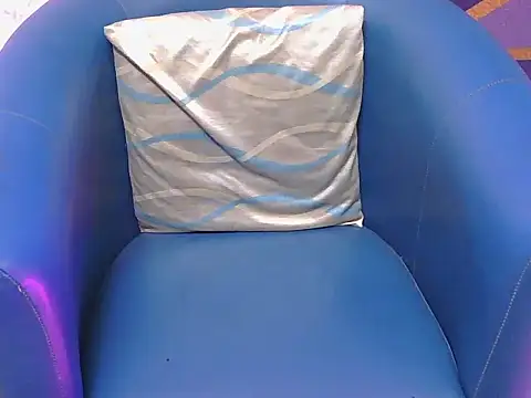 shiny-krisha online show from November 2025 05:01:02 AM