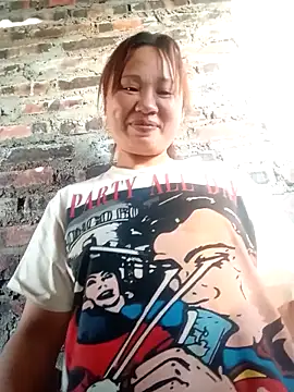 Snapshot of Suka_xx chatting on October 2025 11:40:01 PM Suka xx online show from October 2025 11:40:01 PM