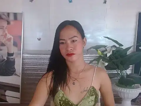 miss katty28 online show from October 2025 10:34:02 PM