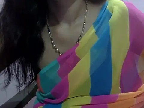 Laila Cute online show from May 2026 03:38:02 PM