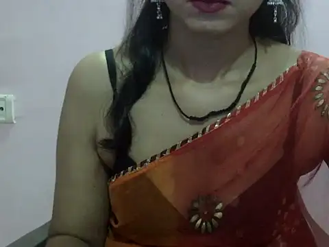 Laila Cute online show from June 2026 04:29:02 PM
