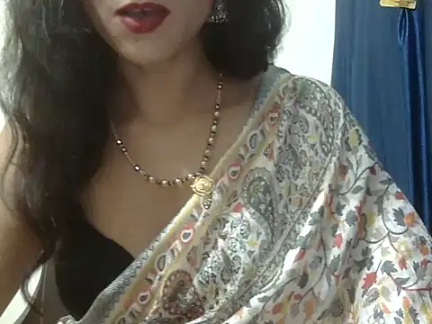 Laila Cute online show from August 2026 05:37:02 PM