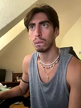 BABYJR05 online show from October 2025 02:12:02 PM