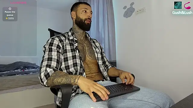 MasculineGuy99 online show from October 2025 07:07:02 AM