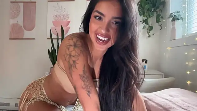 Snapshot of ariajacksonx chatting on April 2026 10:15:01 PM ariajacksonx online show from April 2026 10:15:01 PM