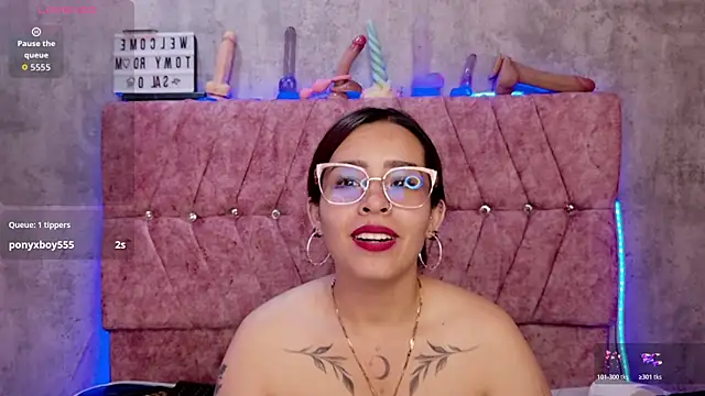 Snapshot of Mia_lopez_1 chatting on May 2026 10:33:01 AM Mia lopez 1 online show from May 2026 10:33:01 AM